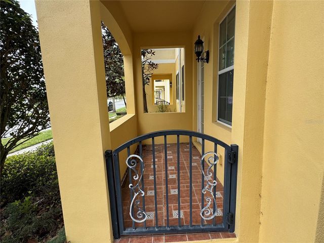 11902 LORENZA LANE, Orlando, FL 32827