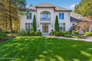 7565 Peachtree Lane, Sylvania, OH 43560