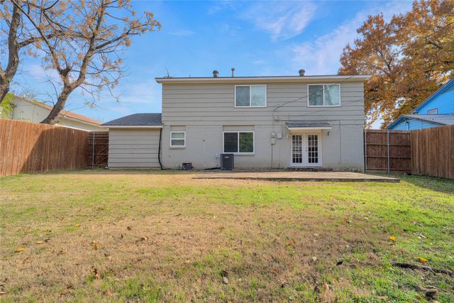 9227 Pinewood Drive, Dallas, TX 75243
