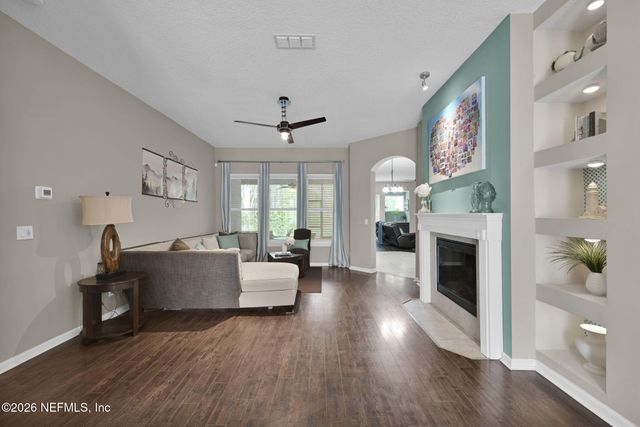 6191 WHITE TIP Road, Jacksonville, FL 32258