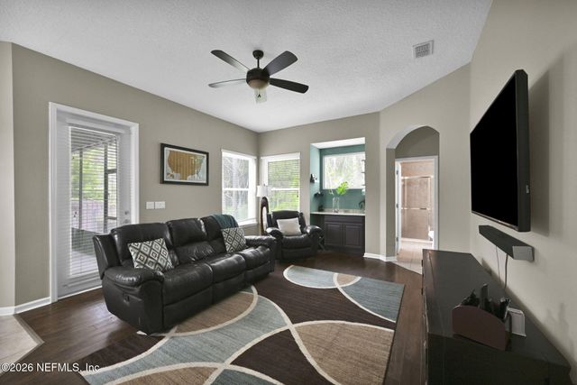 6191 WHITE TIP Road, Jacksonville, FL 32258