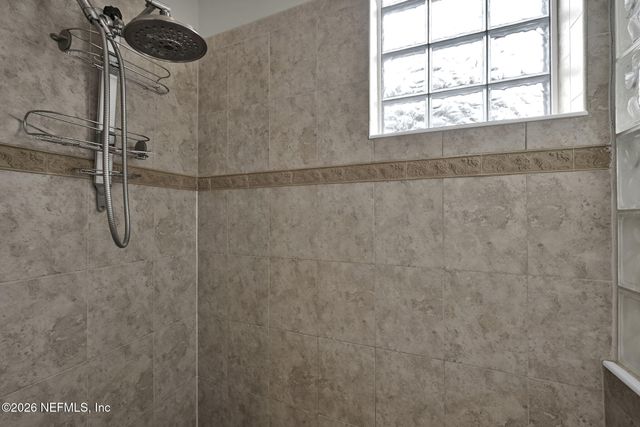 6191 WHITE TIP Road, Jacksonville, FL 32258