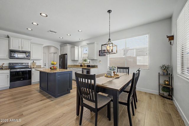 2541 E RIDGE CREEK Road, Phoenix, AZ 85024