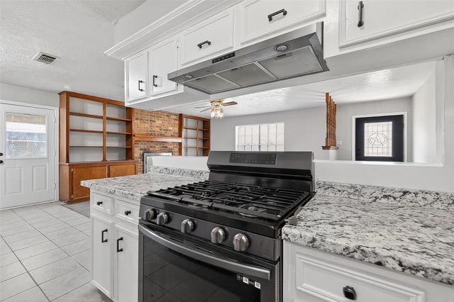 20971 Trinity Way, New Caney, TX 77357