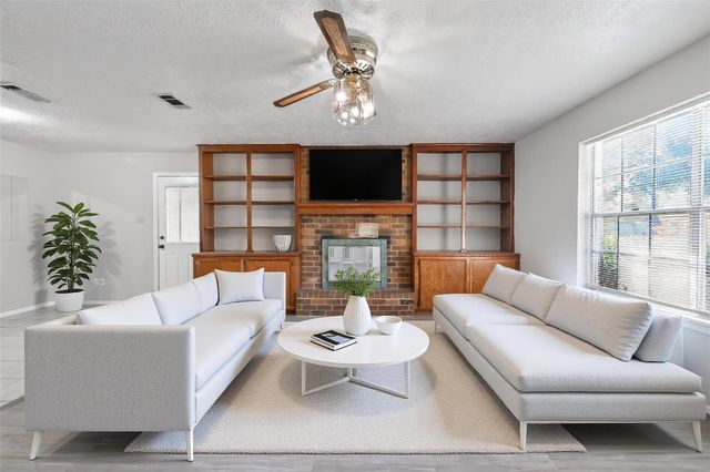 20971 Trinity Way, New Caney, TX 77357