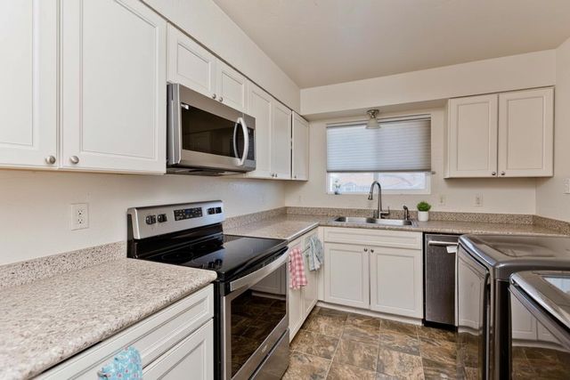 521 Horn Baker Court, Clifton, CO 81520