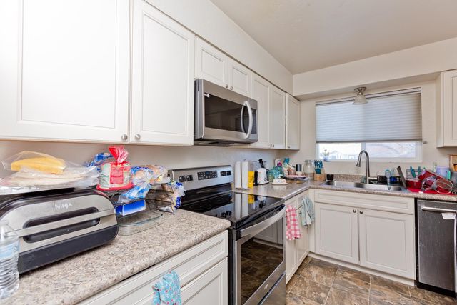 521 Horn Baker Court, Clifton, CO 81520