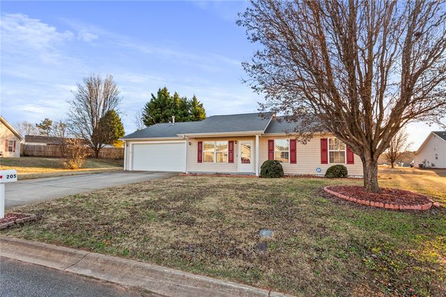 205 Rio Way, Anderson, SC 29625