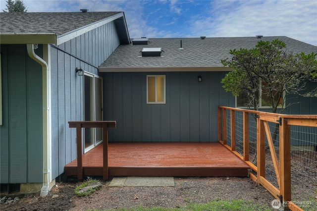 3617 Stikes Loop SE, Lacey, WA 98503