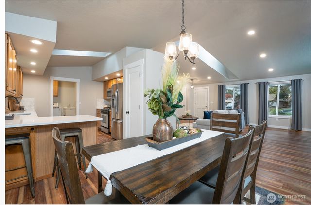 3617 Stikes Loop SE, Lacey, WA 98503
