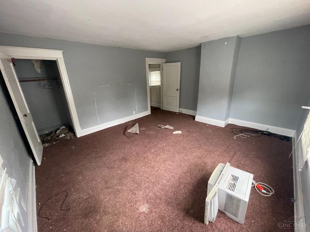 6803 E Fork Avenue, Cincinnati, OH 45227