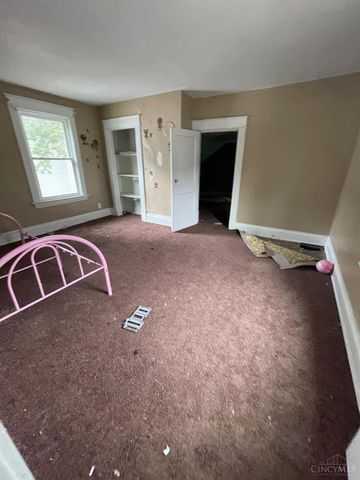 6803 E Fork Avenue, Cincinnati, OH 45227