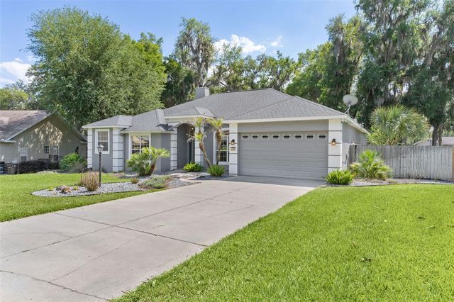 4309 SERENE CIRCLE, Fruitland Park, FL 34731