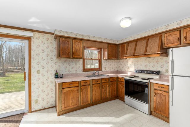 35081 Sweet Lake Drive, Gobles, MI 49055