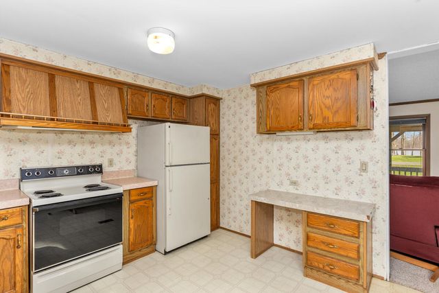 35081 Sweet Lake Drive, Gobles, MI 49055