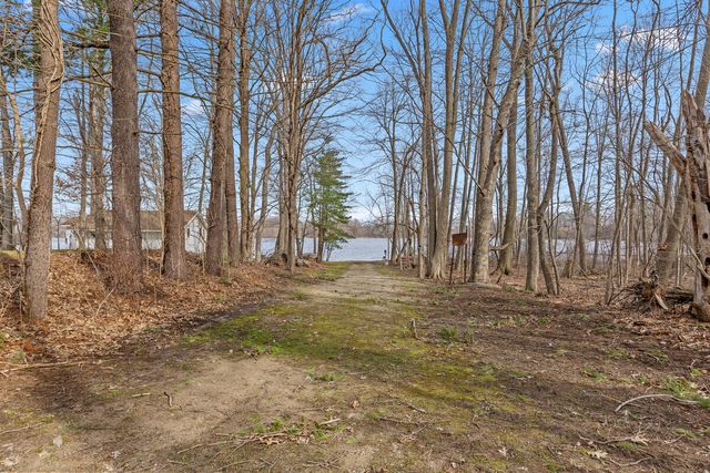 35081 Sweet Lake Drive, Gobles, MI 49055