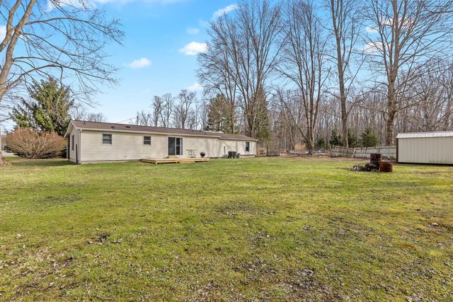 35081 Sweet Lake Drive, Gobles, MI 49055