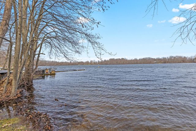 35081 Sweet Lake Drive, Gobles, MI 49055