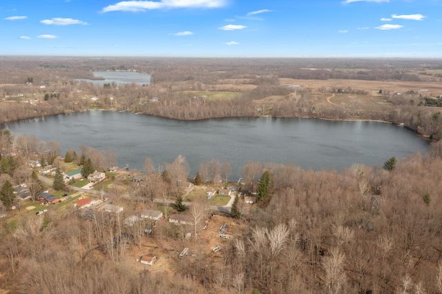 35081 Sweet Lake Drive, Gobles, MI 49055