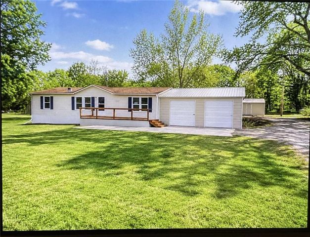 806 N Jerry Street, Raymore, MO 64083