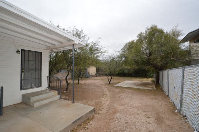 1524 E 8th Street, Tucson, AZ 85719