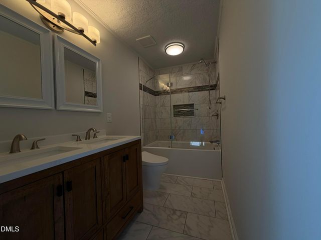 3311 Woodmere Court, Hope Mills, NC 28348