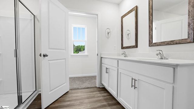 105 Pebble Creek Court, Greenwood, SC 29646