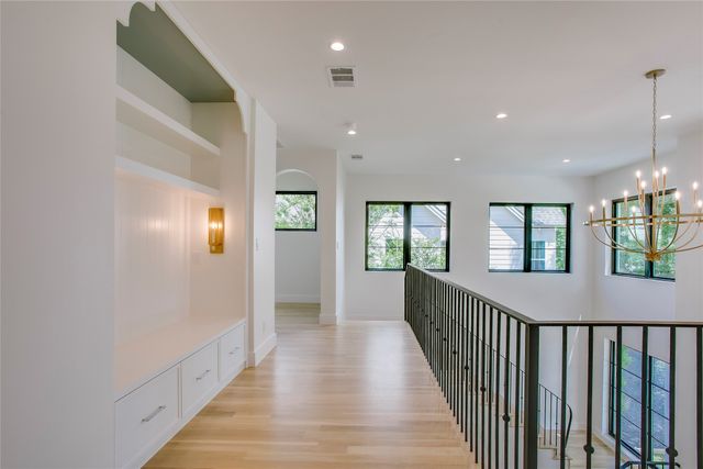6943 Coronado Avenue, Dallas, TX 75214