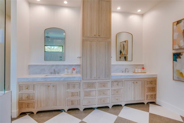 6943 Coronado Avenue, Dallas, TX 75214
