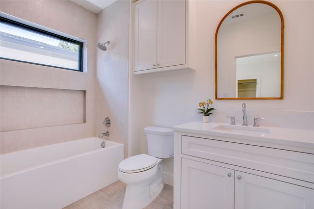 6943 Coronado Avenue, Dallas, TX 75214