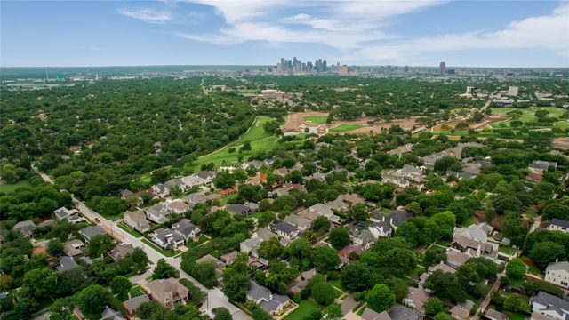 6943 Coronado Avenue, Dallas, TX 75214