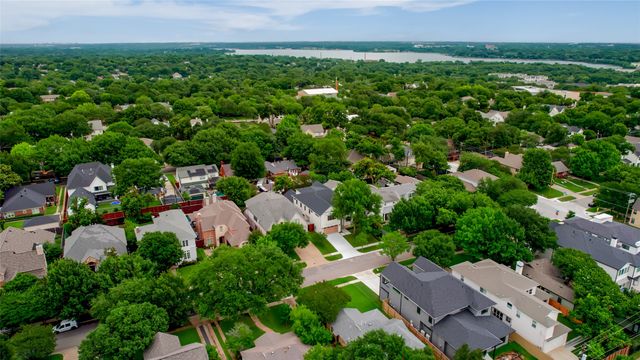 6943 Coronado Avenue, Dallas, TX 75214