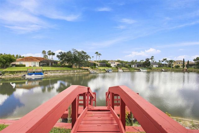 10801 BARBADOS ISLE DRIVE, Tampa, FL 33647