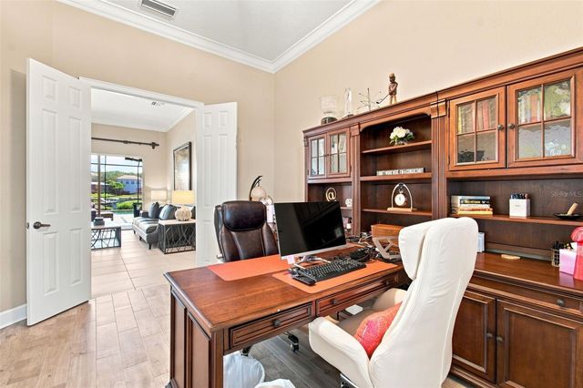 10801 BARBADOS ISLE DRIVE, Tampa, FL 33647