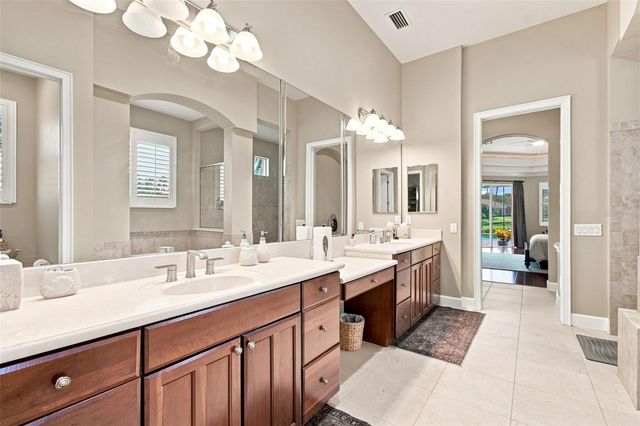 10801 BARBADOS ISLE DRIVE, Tampa, FL 33647