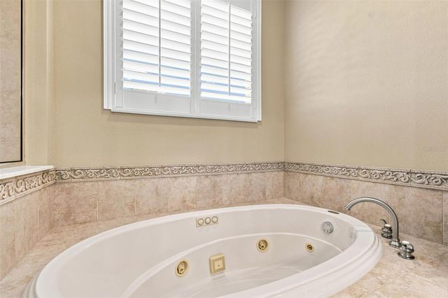 10801 BARBADOS ISLE DRIVE, Tampa, FL 33647
