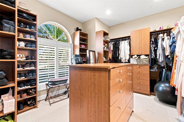 10801 BARBADOS ISLE DRIVE, Tampa, FL 33647