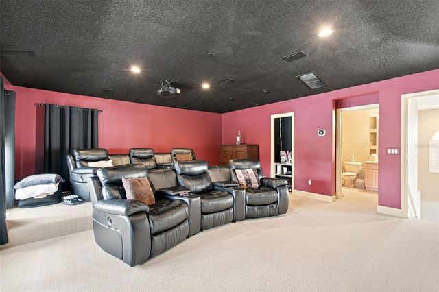 10801 BARBADOS ISLE DRIVE, Tampa, FL 33647