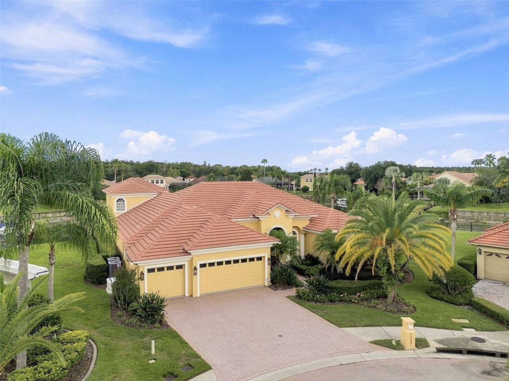 Image 81 of property listing at 10801 BARBADOS ISLE DRIVE, Tampa, FL 33647