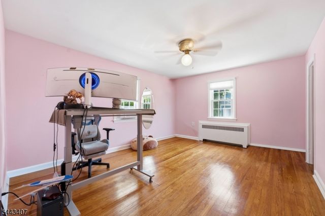 358 Galloping Hill Rd, Roselle Park Boro, NJ 07204