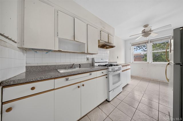 202-37 46th Avenue, Bayside, NY 11361