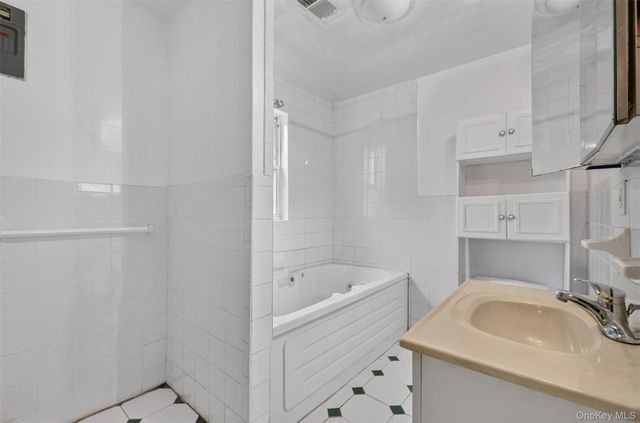 202-37 46th Avenue, Bayside, NY 11361