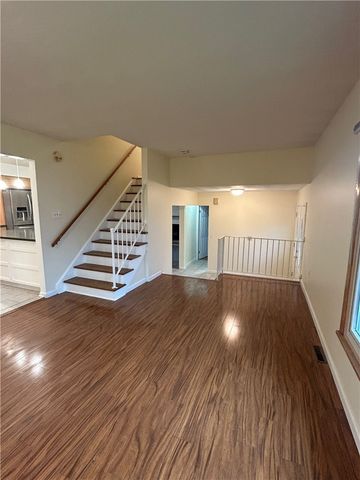 124 Granada Circle, Irondequoit, NY 14609