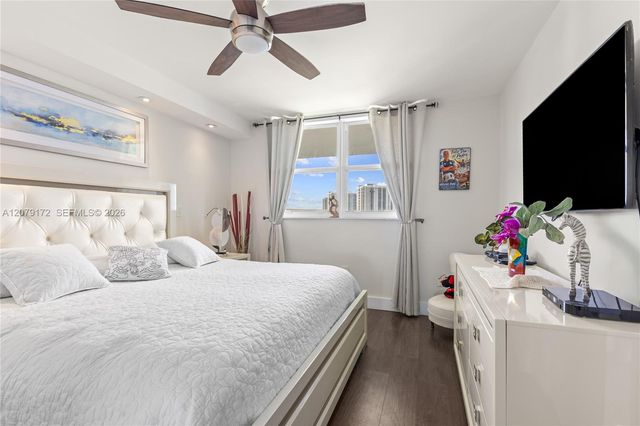 2855 Leonard Drive H605, Aventura, FL 33160