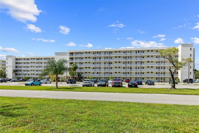 2855 Leonard Drive H605, Aventura, FL 33160