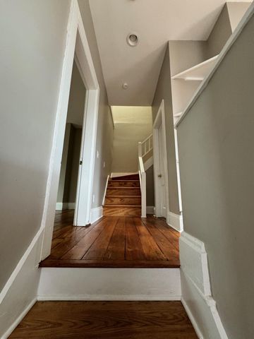 107 W 2nd Avenue, Columbus, OH 43201