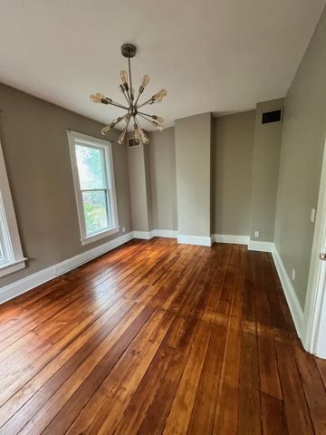 107 W 2nd Avenue, Columbus, OH 43201