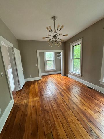 107 W 2nd Avenue, Columbus, OH 43201