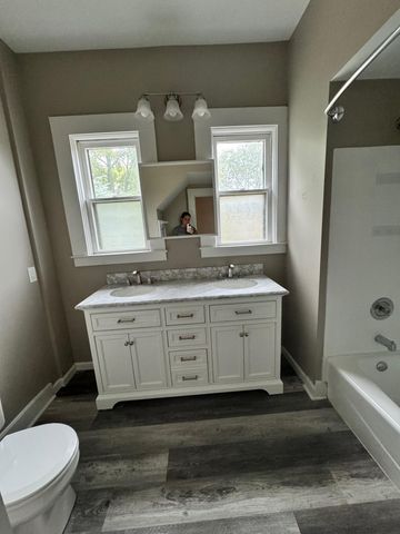 107 W 2nd Avenue, Columbus, OH 43201