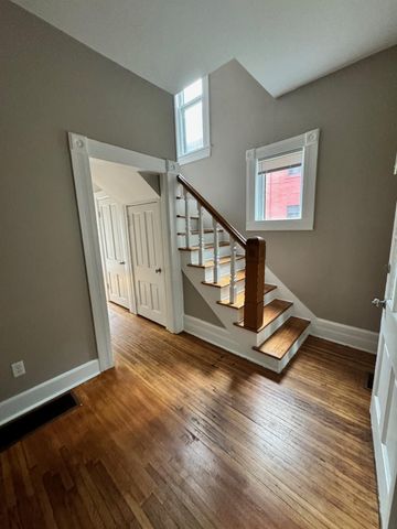 107 W 2nd Avenue, Columbus, OH 43201